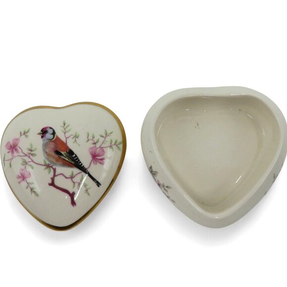 PALISSY England Porcelain Trinket Box Heart-Shaped with Bird Design Vintage - Picture 7 of 10